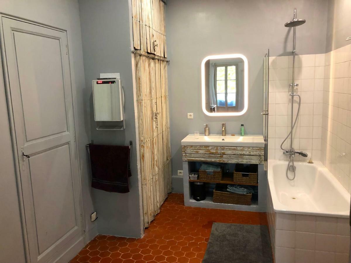 Beau 3 Pieces 83 M2 Au Coeur Du Centre Historique D'Aix En Provence Apartment Aix-en-Provence Bagian luar foto